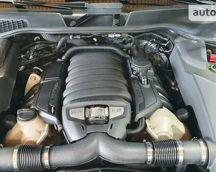 Чорний Порше Cayenne, об'ємом двигуна 4.8 л та пробігом 113 тис. км за 35500 $, фото 45 на Automoto.ua
