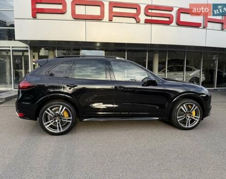 Черный Порше Каен, объемом двигателя 4.81 л и пробегом 43 тыс. км за 53000 $, фото 2 на Automoto.ua