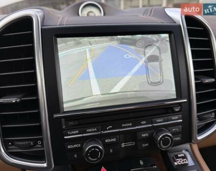 Черный Порше Каен, объемом двигателя 4.81 л и пробегом 43 тыс. км за 53000 $, фото 49 на Automoto.ua