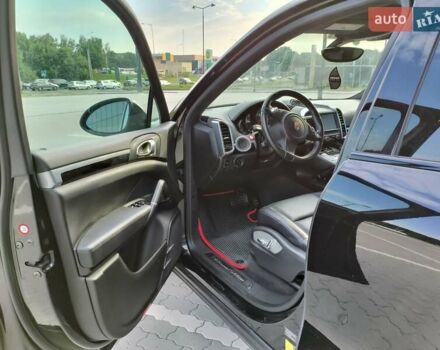 Черный Порше Каен, объемом двигателя 2.97 л и пробегом 162 тыс. км за 26800 $, фото 20 на Automoto.ua