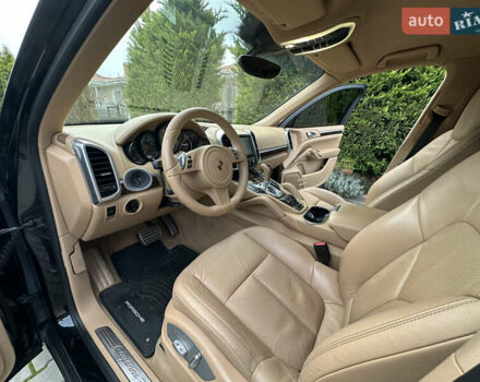 Черный Порше Каен, объемом двигателя 3.6 л и пробегом 160 тыс. км за 17500 $, фото 22 на Automoto.ua