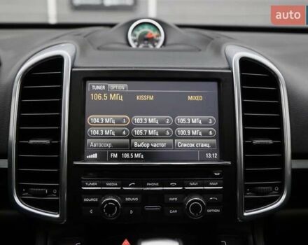 Черный Порше Каен, объемом двигателя 4.81 л и пробегом 152 тыс. км за 21900 $, фото 17 на Automoto.ua