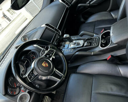 Чорний Порше Cayenne, об'ємом двигуна 3.6 л та пробігом 139 тис. км за 31500 $, фото 12 на Automoto.ua