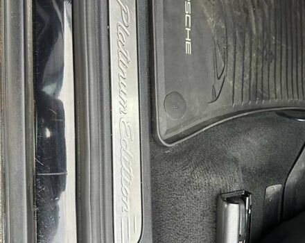 Чорний Порше Cayenne, об'ємом двигуна 3 л та пробігом 286 тис. км за 22000 $, фото 29 на Automoto.ua