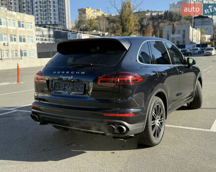 Черный Порше Каен, объемом двигателя 3.6 л и пробегом 120 тыс. км за 39000 $, фото 3 на Automoto.ua