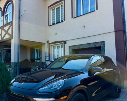 Чорний Порше Cayenne, об'ємом двигуна 2.97 л та пробігом 240 тис. км за 31499 $, фото 1 на Automoto.ua