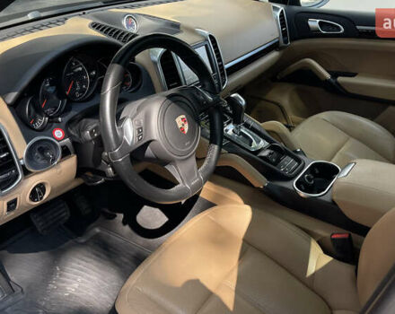 Черный Порше Каен, объемом двигателя 3.6 л и пробегом 124 тыс. км за 25800 $, фото 21 на Automoto.ua