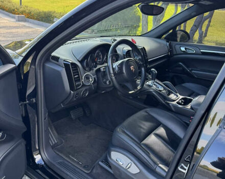 Черный Порше Каен, объемом двигателя 3.6 л и пробегом 149 тыс. км за 19500 $, фото 15 на Automoto.ua