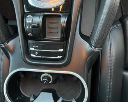 Черный Порше Каен, объемом двигателя 0 л и пробегом 55 тыс. км за 18000 $, фото 19 на Automoto.ua