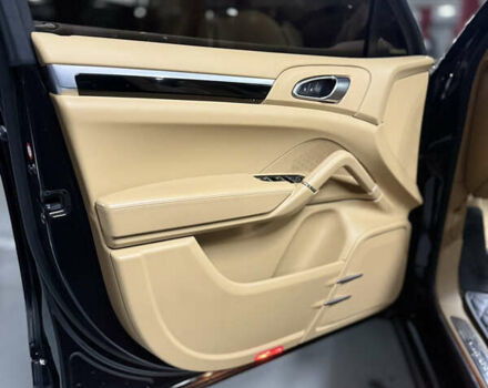 Чорний Порше Cayenne, об'ємом двигуна 2.97 л та пробігом 169 тис. км за 31900 $, фото 14 на Automoto.ua