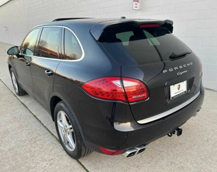 Черный Порше Каен, объемом двигателя 0 л и пробегом 55 тыс. км за 18000 $, фото 6 на Automoto.ua