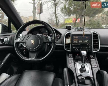 Чорний Порше Cayenne, об'ємом двигуна 3.6 л та пробігом 156 тис. км за 22300 $, фото 38 на Automoto.ua