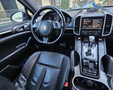 Чорний Порше Cayenne, об'ємом двигуна 3.6 л та пробігом 248 тис. км за 25525 $, фото 4 на Automoto.ua