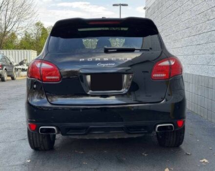 Черный Порше Каен, объемом двигателя 3.6 л и пробегом 80 тыс. км за 8000 $, фото 6 на Automoto.ua