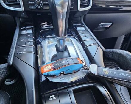 Чорний Порше Cayenne, об'ємом двигуна 3.6 л та пробігом 248 тис. км за 25500 $, фото 1 на Automoto.ua