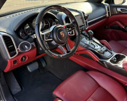 Черный Порше Каен, объемом двигателя 3.6 л и пробегом 120 тыс. км за 39000 $, фото 7 на Automoto.ua