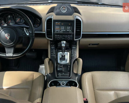 Черный Порше Каен, объемом двигателя 3.6 л и пробегом 124 тыс. км за 25800 $, фото 11 на Automoto.ua