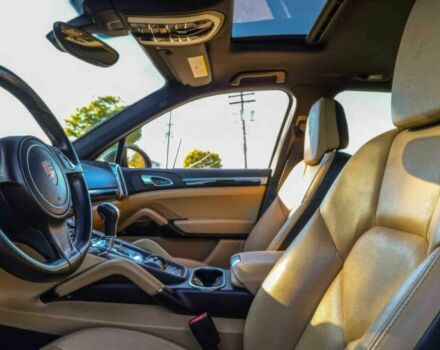 Порше Каен 2014 в Львове на Automoto.ua Черный Порше Каен, объемом двигателя 3.6 л и пробегом 84 тыс. км за 11500 $, фото 9 на Automoto.ua