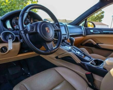 Порше Каен 2014 в Львове на Automoto.ua Черный Порше Каен, объемом двигателя 3.6 л и пробегом 84 тыс. км за 11500 $, фото 6 на Automoto.ua