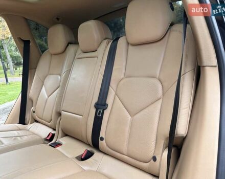 Чорний Порше Cayenne, об'ємом двигуна 3 л та пробігом 169 тис. км за 22888 $, фото 83 на Automoto.ua