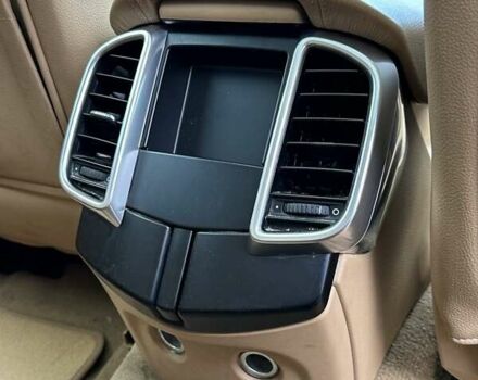 Черный Порше Каен, объемом двигателя 3.6 л и пробегом 337 тыс. км за 17300 $, фото 33 на Automoto.ua