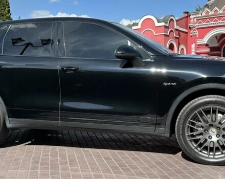 Чорний Порше Cayenne, об'ємом двигуна 3 л та пробігом 154 тис. км за 22999 $, фото 3 на Automoto.ua