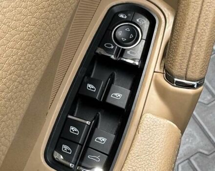 Черный Порше Каен, объемом двигателя 3.6 л и пробегом 337 тыс. км за 17300 $, фото 15 на Automoto.ua