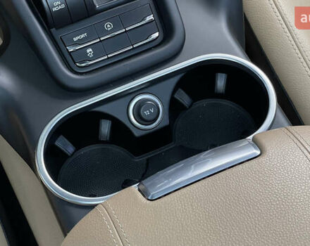 Черный Порше Каен, объемом двигателя 3.6 л и пробегом 124 тыс. км за 25800 $, фото 13 на Automoto.ua