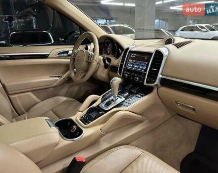 Черный Порше Каен, объемом двигателя 3 л и пробегом 167 тыс. км за 21000 $, фото 11 на Automoto.ua