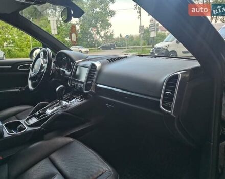 Черный Порше Каен, объемом двигателя 3 л и пробегом 148 тыс. км за 29900 $, фото 29 на Automoto.ua