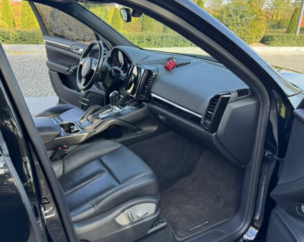 Черный Порше Каен, объемом двигателя 3.6 л и пробегом 149 тыс. км за 19500 $, фото 19 на Automoto.ua