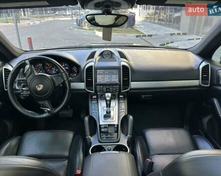 Черный Порше Каен, объемом двигателя 3.6 л и пробегом 252 тыс. км за 25999 $, фото 26 на Automoto.ua