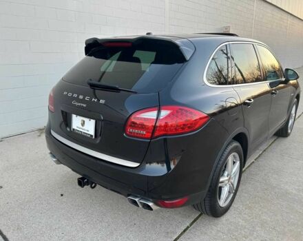 Черный Порше Каен, объемом двигателя 0 л и пробегом 55 тыс. км за 18000 $, фото 5 на Automoto.ua