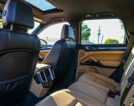 Порше Каен 2014 в Львове на Automoto.ua Черный Порше Каен, объемом двигателя 3.6 л и пробегом 84 тыс. км за 11500 $, фото 11 на Automoto.ua