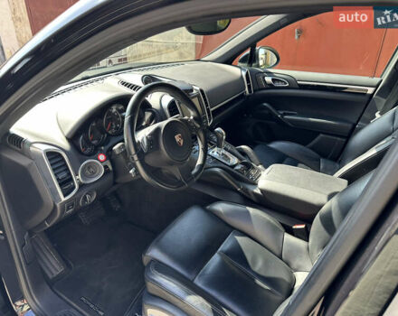Чорний Порше Cayenne, об'ємом двигуна 3.6 л та пробігом 137 тис. км за 23500 $, фото 11 на Automoto.ua