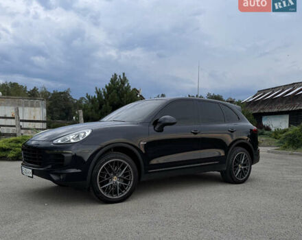 Чорний Порше Cayenne, об'ємом двигуна 3 л та пробігом 159 тис. км за 28500 $, фото 2 на Automoto.ua