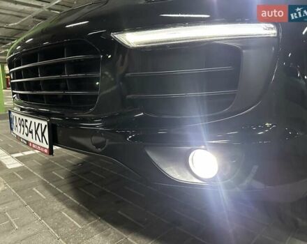 Чорний Порше Cayenne, об'ємом двигуна 3 л та пробігом 93 тис. км за 38000 $, фото 89 на Automoto.ua