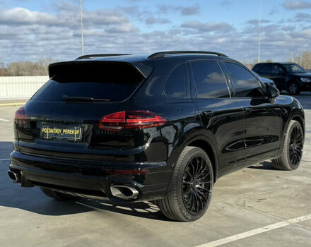 Черный Порше Каен, объемом двигателя 3 л и пробегом 170 тыс. км за 34999 $, фото 4 на Automoto.ua