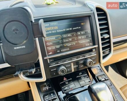 Черный Порше Каен, объемом двигателя 2.97 л и пробегом 153 тыс. км за 42000 $, фото 22 на Automoto.ua