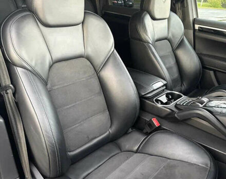 Чорний Порше Cayenne, об'ємом двигуна 2.97 л та пробігом 160 тис. км за 30000 $, фото 11 на Automoto.ua