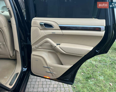 Черный Порше Каен, объемом двигателя 3.6 л и пробегом 274 тыс. км за 24950 $, фото 71 на Automoto.ua