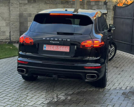 Черный Порше Каен, объемом двигателя 2.97 л и пробегом 170 тыс. км за 34500 $, фото 12 на Automoto.ua