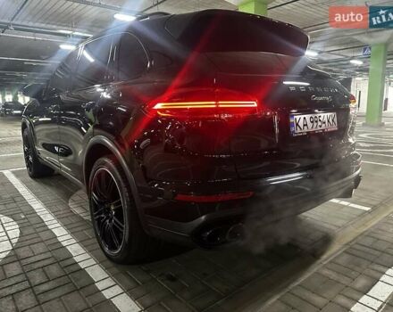 Чорний Порше Cayenne, об'ємом двигуна 3 л та пробігом 93 тис. км за 38000 $, фото 52 на Automoto.ua
