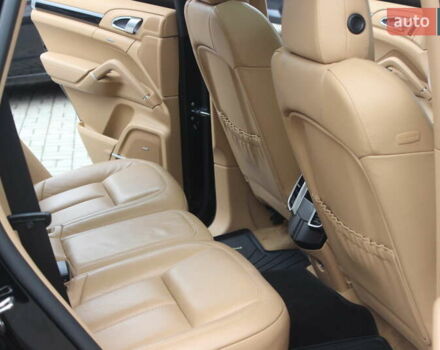 Черный Порше Каен, объемом двигателя 2.97 л и пробегом 196 тыс. км за 32000 $, фото 22 на Automoto.ua