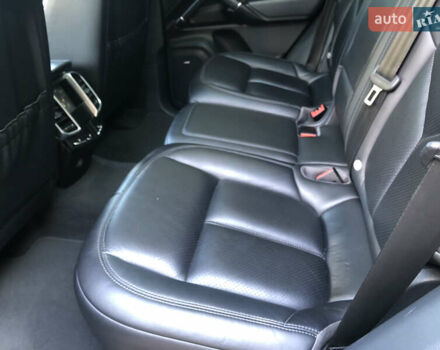 Черный Порше Каен, объемом двигателя 3 л и пробегом 110 тыс. км за 34000 $, фото 19 на Automoto.ua