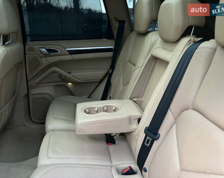 Черный Порше Каен, объемом двигателя 3.6 л и пробегом 274 тыс. км за 24950 $, фото 64 на Automoto.ua