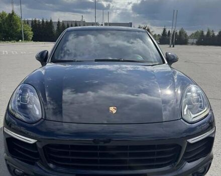 Черный Порше Каен, объемом двигателя 3 л и пробегом 124 тыс. км за 38000 $, фото 3 на Automoto.ua