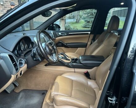 Черный Порше Каен, объемом двигателя 3.6 л и пробегом 42 тыс. км за 29700 $, фото 4 на Automoto.ua