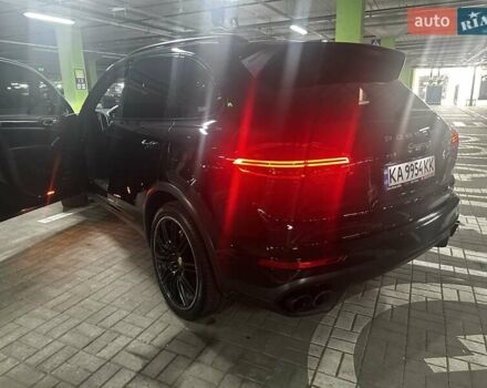 Чорний Порше Cayenne, об'ємом двигуна 3 л та пробігом 93 тис. км за 38000 $, фото 45 на Automoto.ua