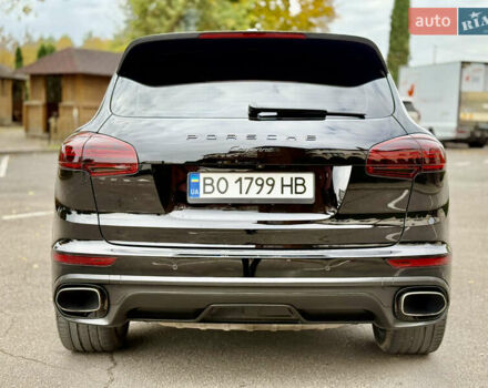 Порше Cayenne 2015 у Тернополі на Automoto.ua Чорний Порше Cayenne, об'ємом двигуна 2.97 л та пробігом 298 тис. км за 29900 $, фото 9 на Automoto.ua